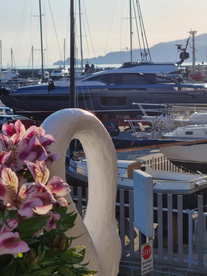 Albergo Stella Di Mare Lavagna Eksteriør bilde