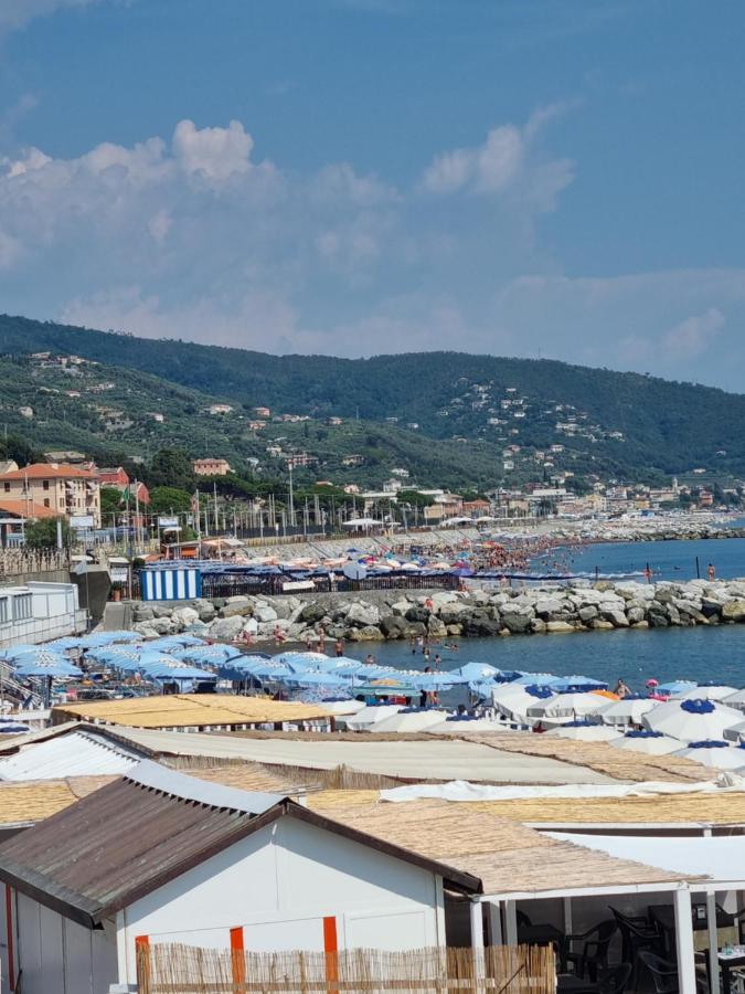 Albergo Stella Di Mare Lavagna Eksteriør bilde