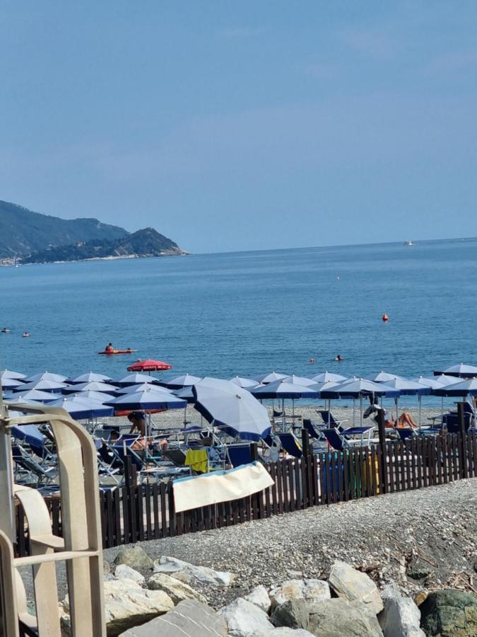 Albergo Stella Di Mare Lavagna Eksteriør bilde